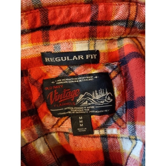Old Navy Vintage Flannels Button Shirt Men's Medium Regular Fit Plaid Red - Picture 5 of 5